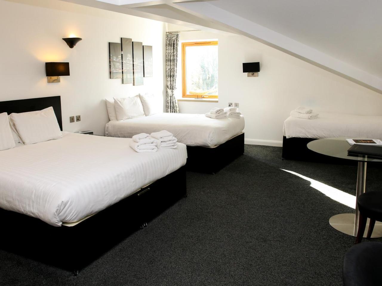 Oak Royal Hotel, Golf And Country Club Chorley  Bagian luar foto